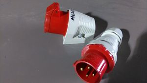 Logic Multi Feeder Socket or Plug - 